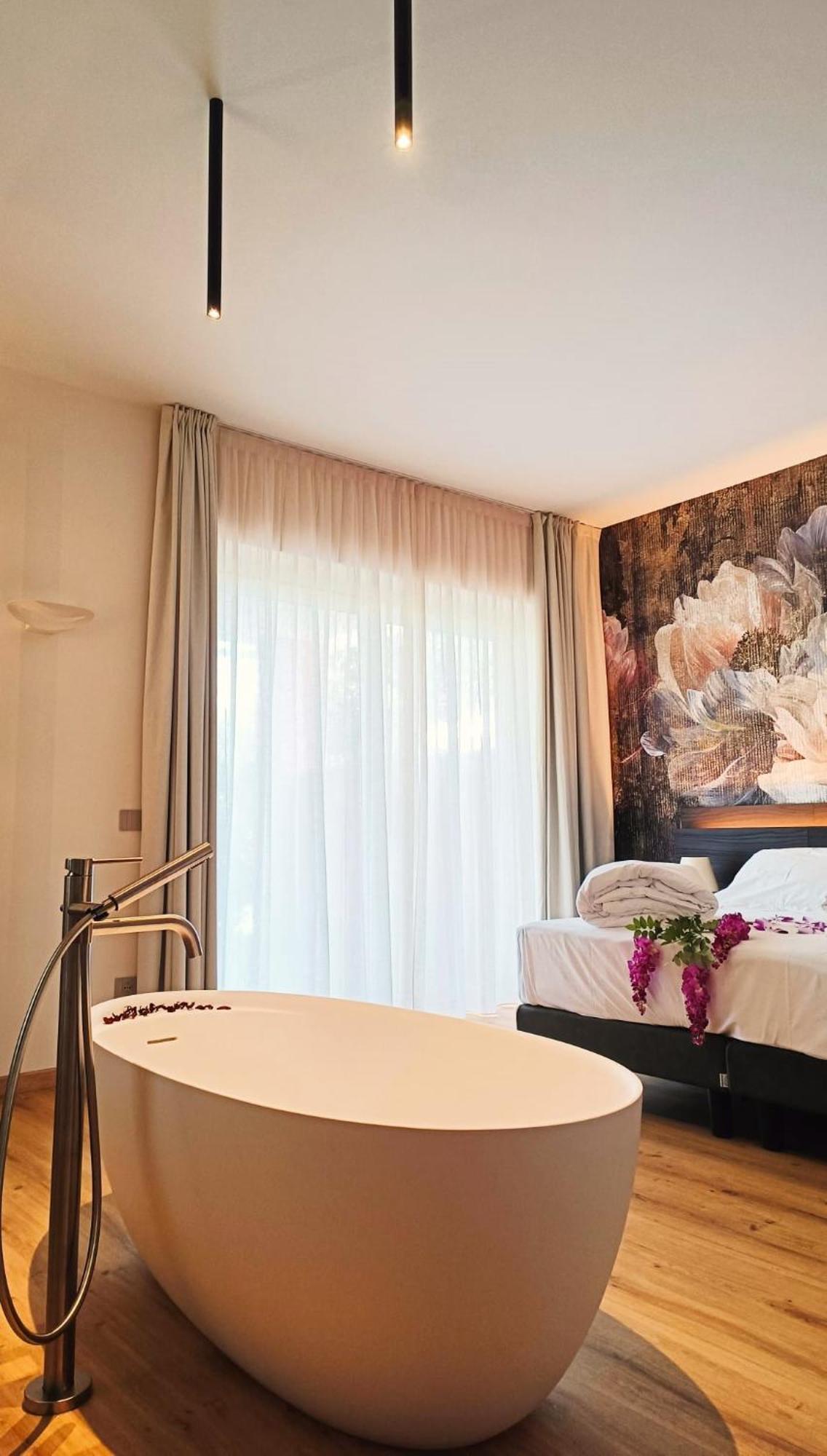 Hotel Villa Cuserina Канобио Екстериор снимка